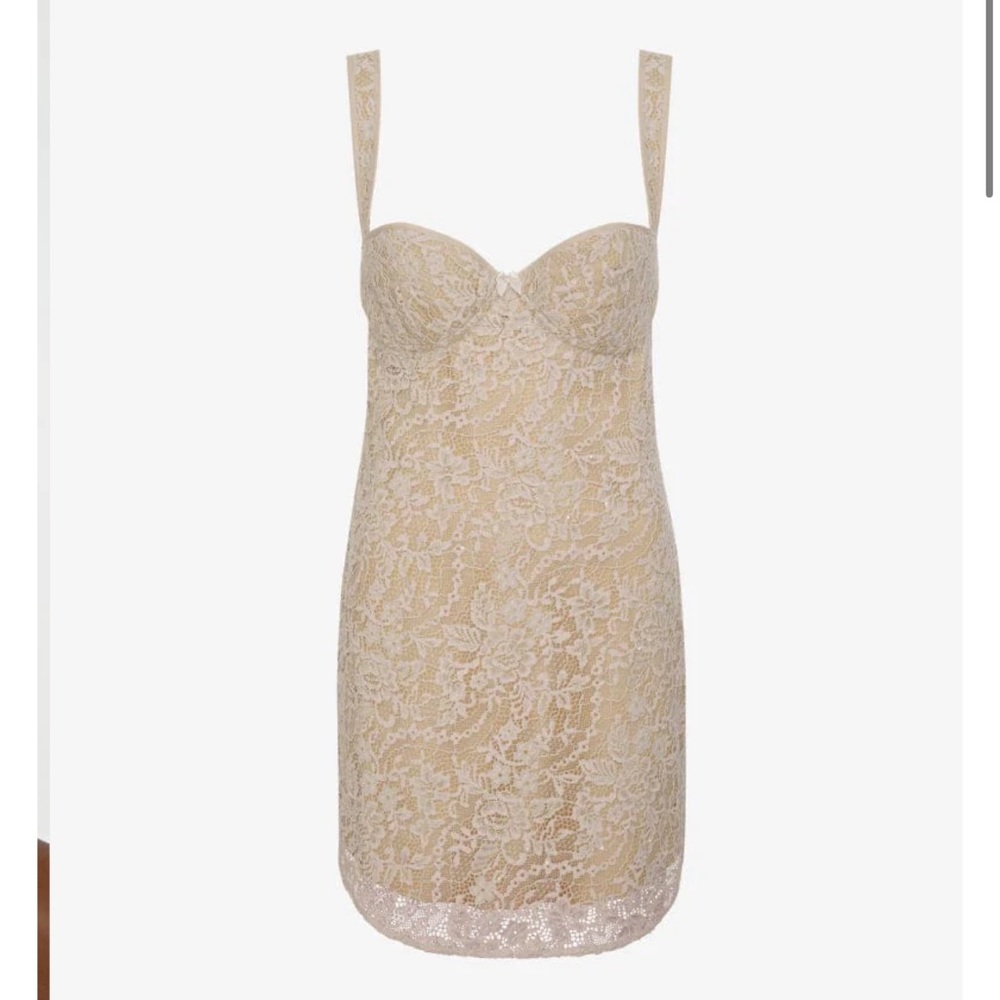 Rumored Loverboy Mini Dress Lace NWT size small and x small!